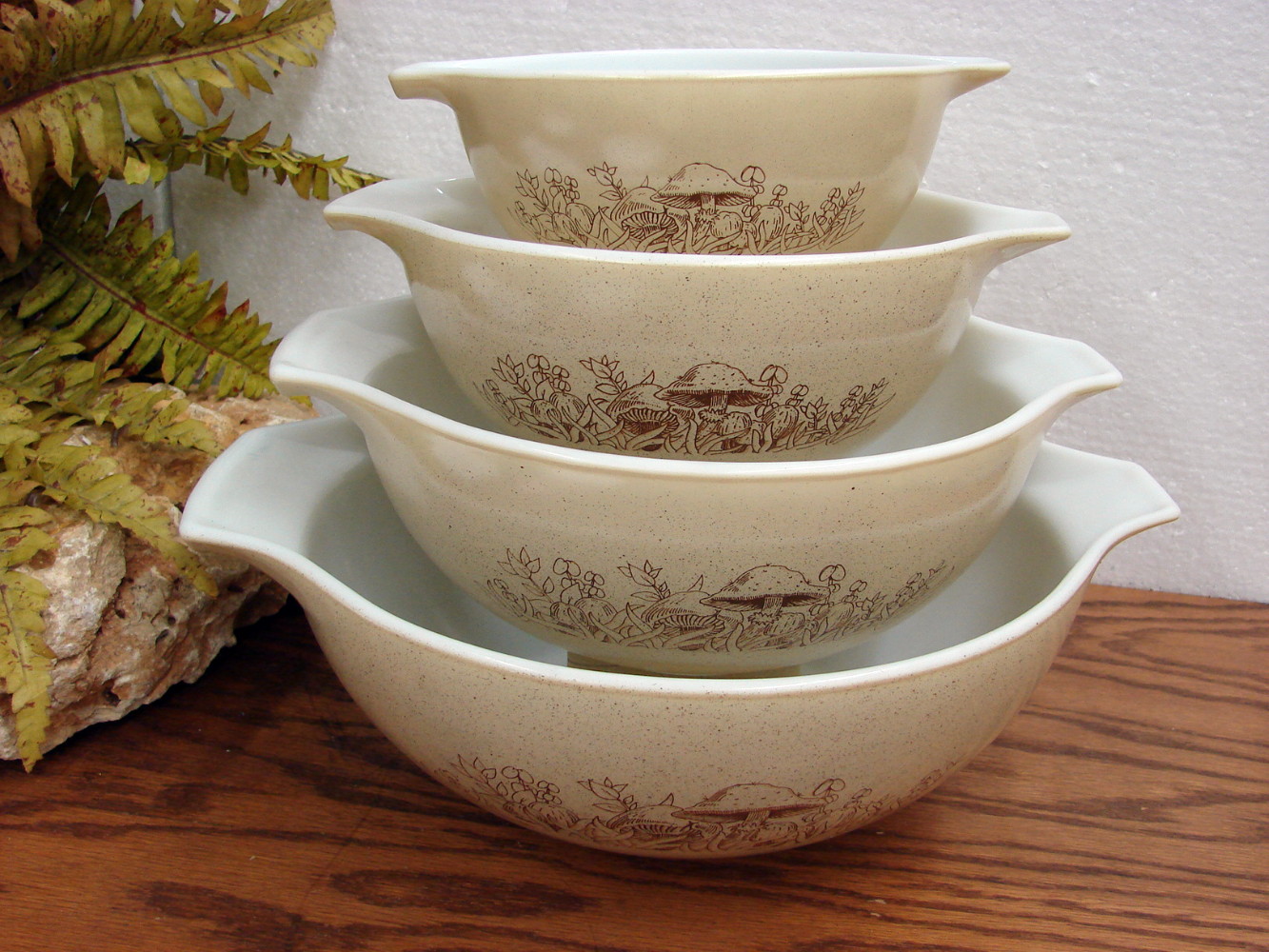 Set/4 Vintage PYREX Forest Fancies Mushroom #441-444 Cinderella Nesting Mixing Bowl Set - Image 3