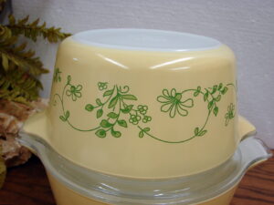 Vintage Pyrex Shenandoah #473 Cinderella Round Casserole w/ Lid 1 Qt