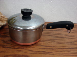 Vintage Copper Bottom Revere Ware 1 Quart Sauce Pan w/ Lid