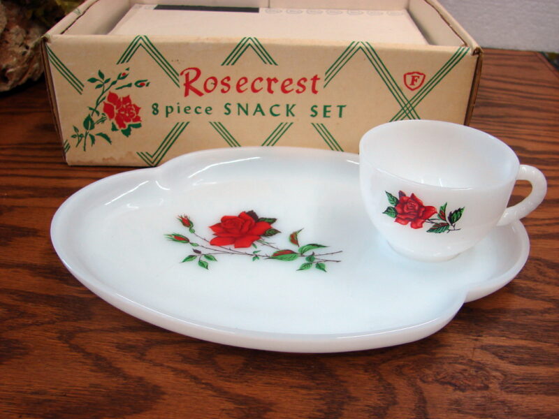 Vintage Federal Glass Red Rose Rosecrest Milk Glass Snack Set 16 pc, Moose-R-Us.Com Antiques Collectibles Log Cabin Decor