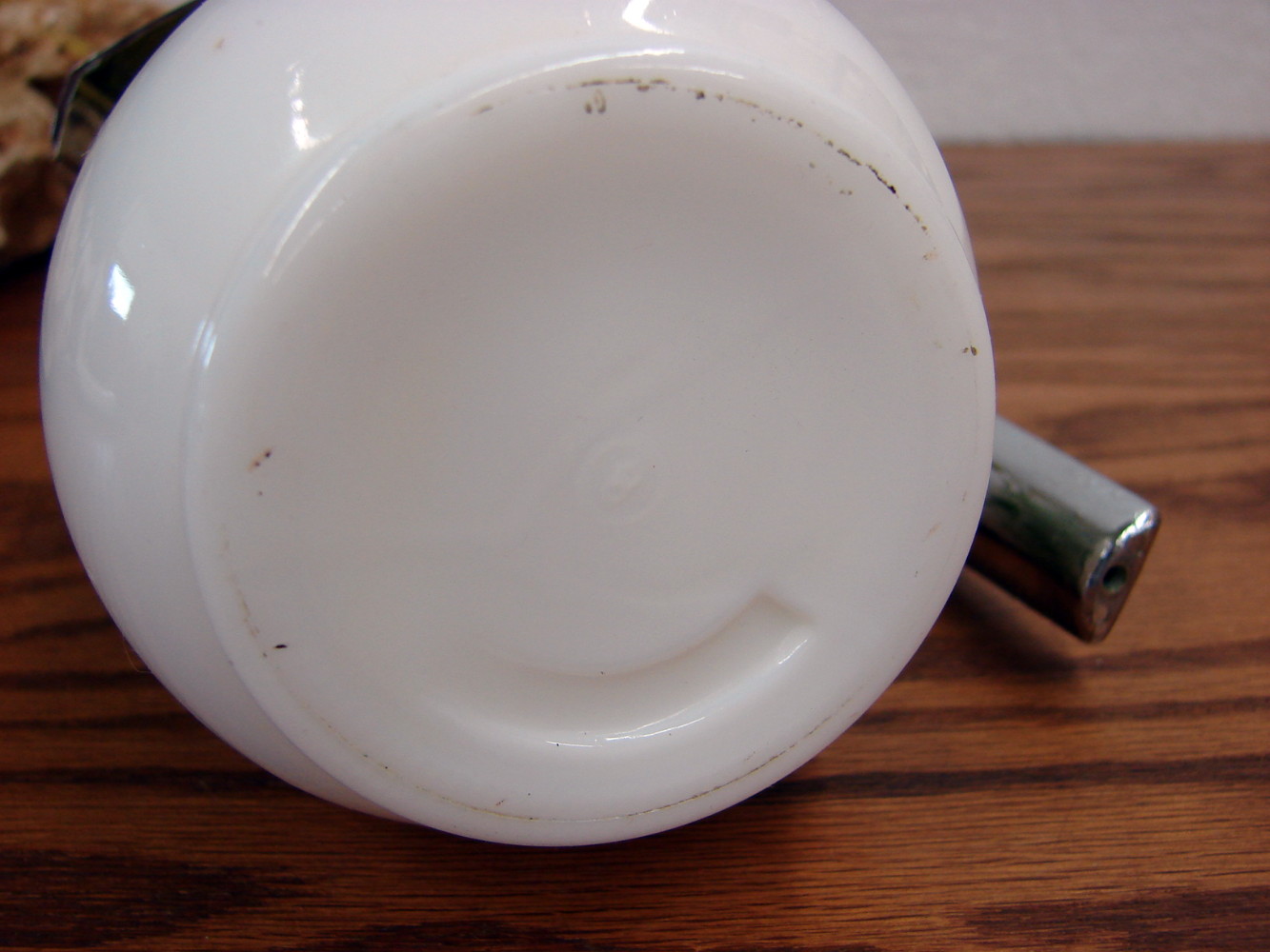 Vintage Spring Green Crazy Daisy Milk Glass Gemco Oversized Creamer Pitcher w/ Lid - Image 4