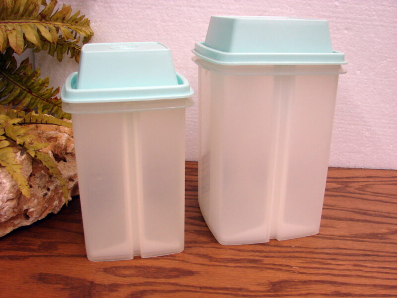Tupperware Pick a Deli 3 Pc Pickle Keeper Clear Aqua Lid Small or Large, Moose-R-Us.Com Log Cabin Decor