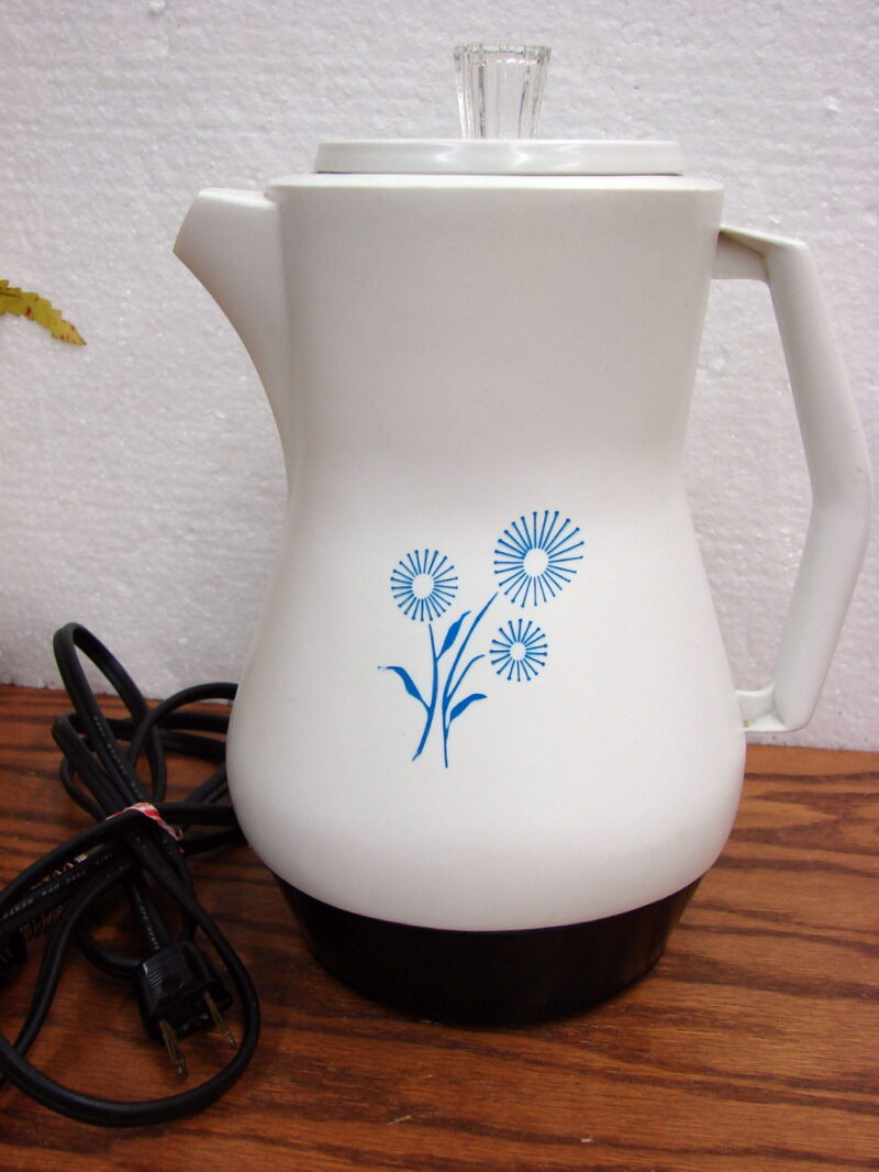 Vintage West Bend Fiesta Perk 3-5 Cup Electric Coffee Percolator Cornflower, Moose-R-Us.Com Antiques Collectibles Log Cabin Decor
