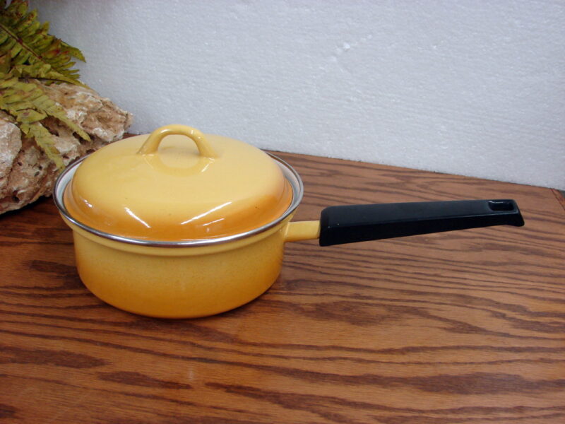 Vintage Enamelware Porcleain Yellow Fade Brown Sauce Pan 7&#8243;, Moose-R-Us.Com Antiques Collectibles Log Cabin Decor