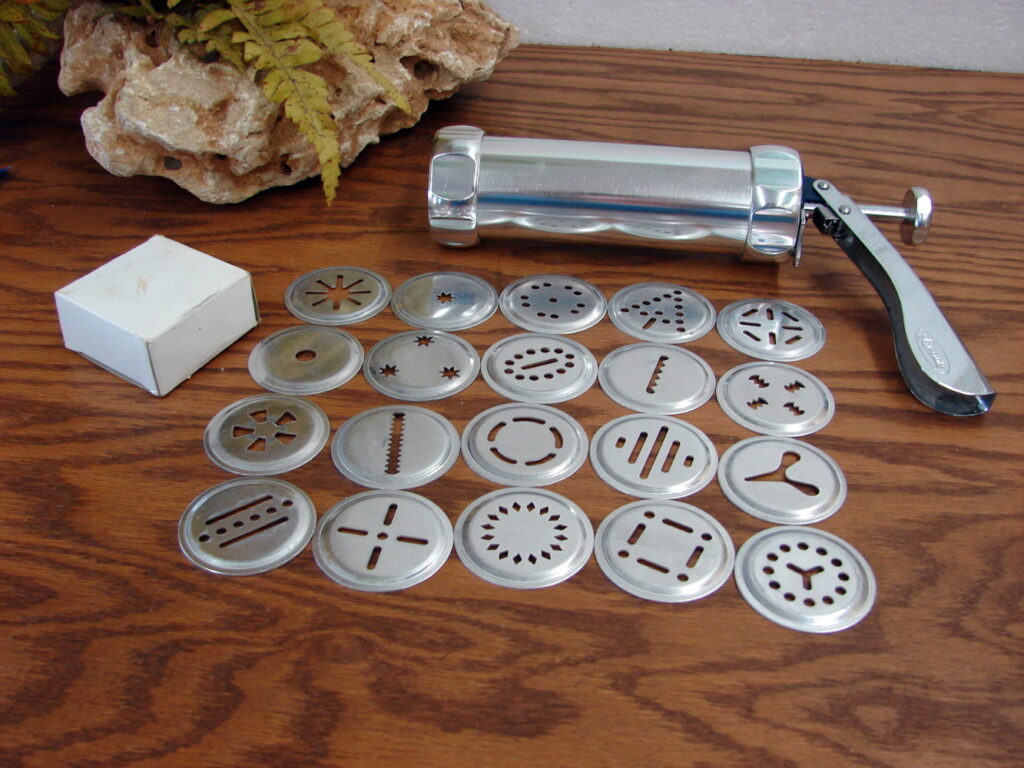 Italy Marcato Biscuits Heavy Duty Professional Cookie Press Mold Gun 20