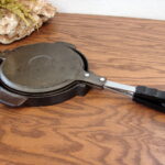 JØTUL Cast Iron Krumkake No 6 Pizzelle Cookie Press Jotul Norway Waffle Iron - Image 2