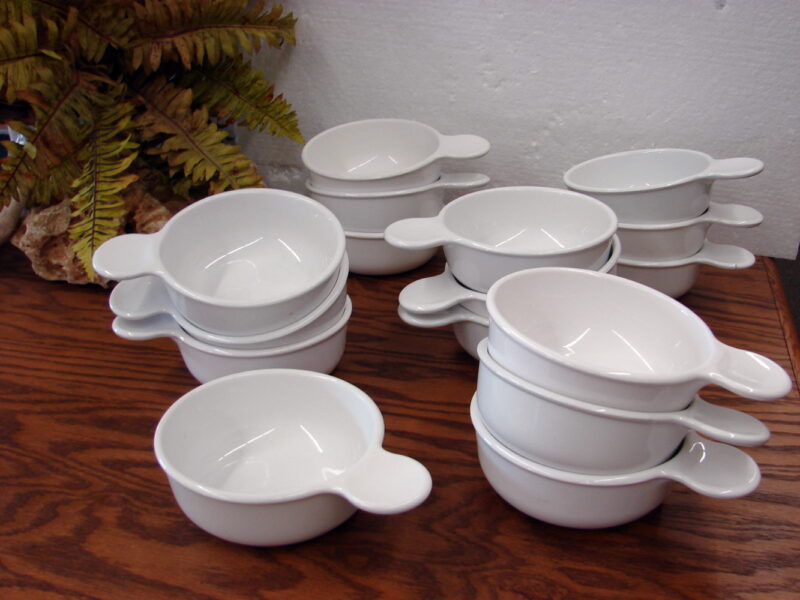 16 Vintage Corning Grab It Handled Ramekin P-150 White CorningWare, Moose-R-Us.Com Log Cabin Decor