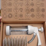 The Pampered Chef Cookie Press #1525 in Original Box Complete