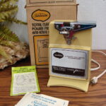 Vintage Sunbeam Total Clean Power Pierce Can Opener & Knife Sharpener Box
