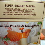 Super Biscuit Maker Cookie Press & Icing Kit Model #233 w/ Recipe NIB - Image 2