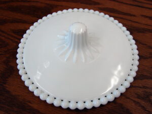 Vintage Indiana Glass Milk Glass Harvest Grape 22 pc Set Plates Cups Creamer, Moose-R-Us.Com Log Cabin Decor