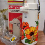 Vintage Zojirushi Vacuum Bottle Air Pot Pump Coffee Server Retro Flower Power NIB