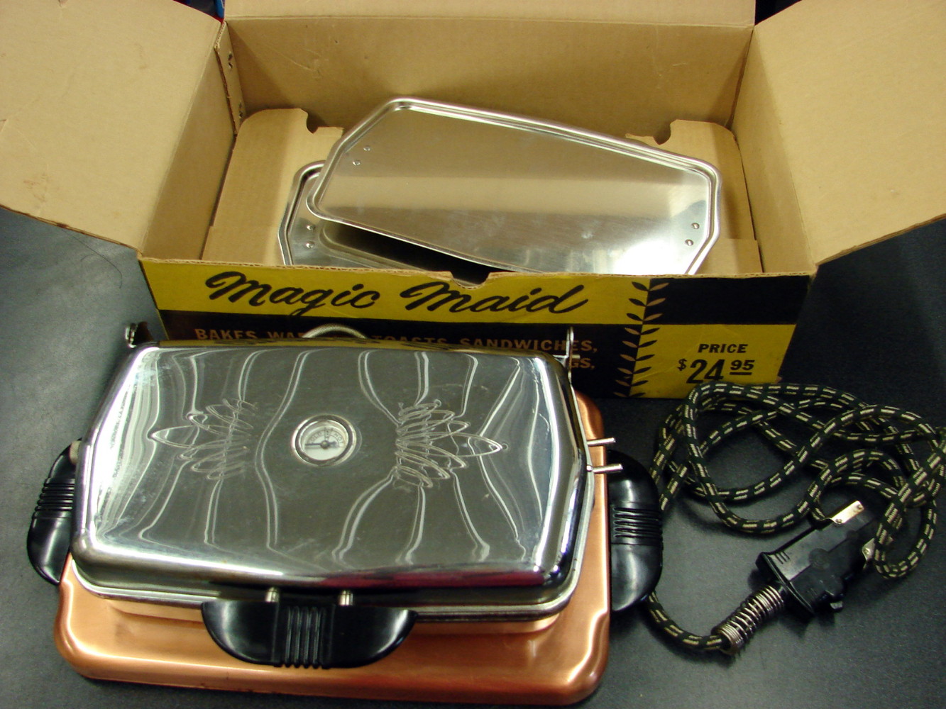 Vintage Electric Chrome Copper Magic Maid Combination Grill Waffle Iron Box