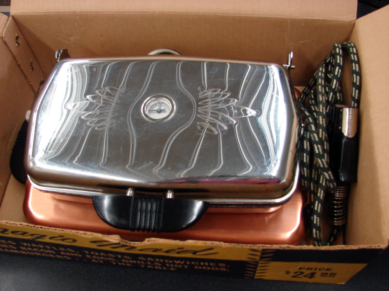 Vintage Electric Chrome Copper Magic Maid Combination Grill Waffle Iron Box - Image 4