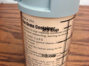 The Pampered Chef Grate Container #1278 for Deluxe Cheese Grater