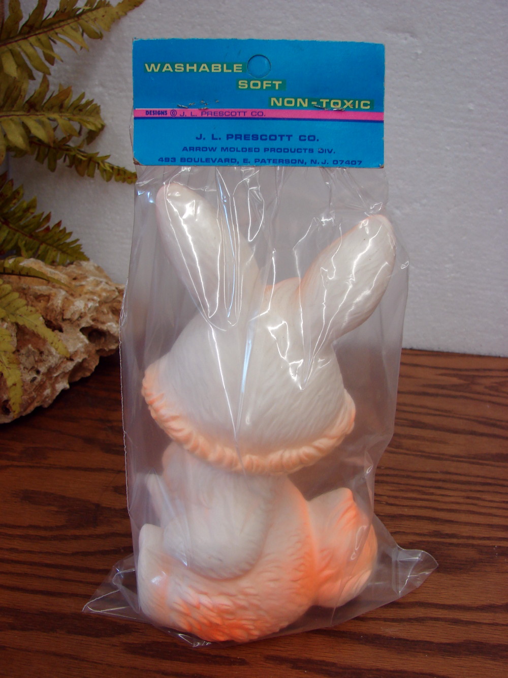 Vintage J.L. Prescott Co Rubber Vinyl Bunny Rabbit Squeaker Toy New - Image 2