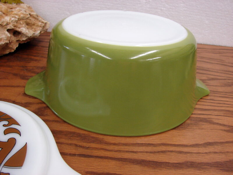 Vintage PYREX Nouveau Floral Verde #475 Cinderella Round Casserole w/ Lid, Moose-R-Us.Com Log Cabin Decor