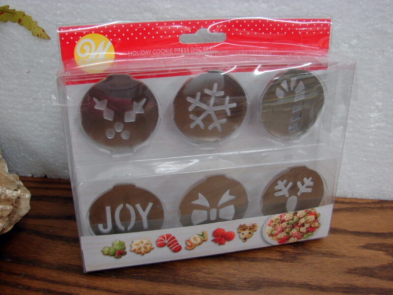Wilton Aluminum Holiday Cookie Press Disc 2104-5906 6 Pieces, Moose-R-Us.Com Antiques Collectibles Log Cabin Decor