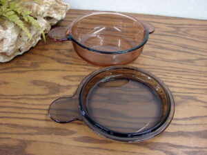 Vintage PYREX Amber Brown Vision V-240 Grab it w/ PYREX Glass Lid