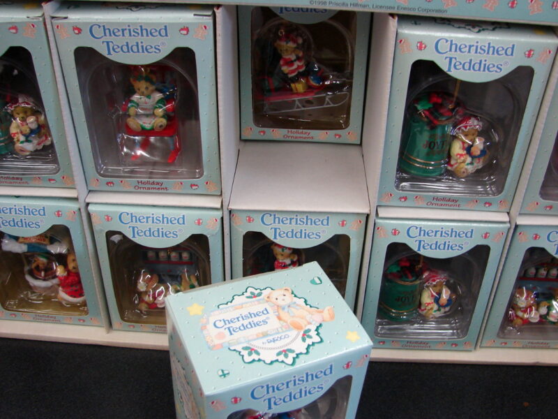 Enesco 1997 Cherished Teddies Priscilla Hillman Store Display 28 Ornaments, Moose-R-Us.Com Log Cabin Decor