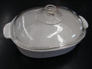 Corning Ware Pyrex French White F-14 Casserole 4 Ltr Oval w/ PYREX Glass Lid