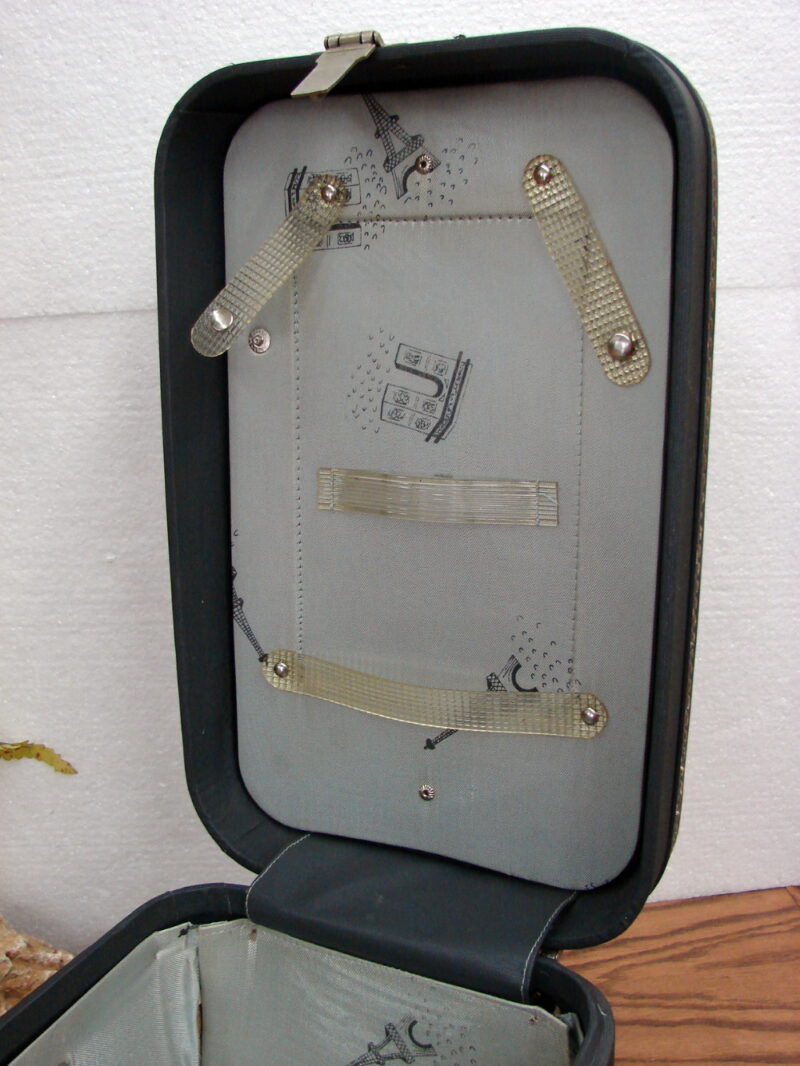 Vintage La Parisienne By Crown Luggage 14” Blue Train Box 1940-50 Side Open, Moose-R-Us.Com Log Cabin Decor