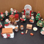 Dept 56 Retired Monk Merry Makers 24 Pc Set Cider Mill Maxwell Mixer Trees