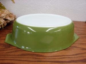 Vintage PYREX Verde Green #045 Oval Casserole 2 1/2 Qt no Lid