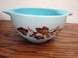 Vintage PYREX Delphite Blue Golden Grapes Dip Bowl #441