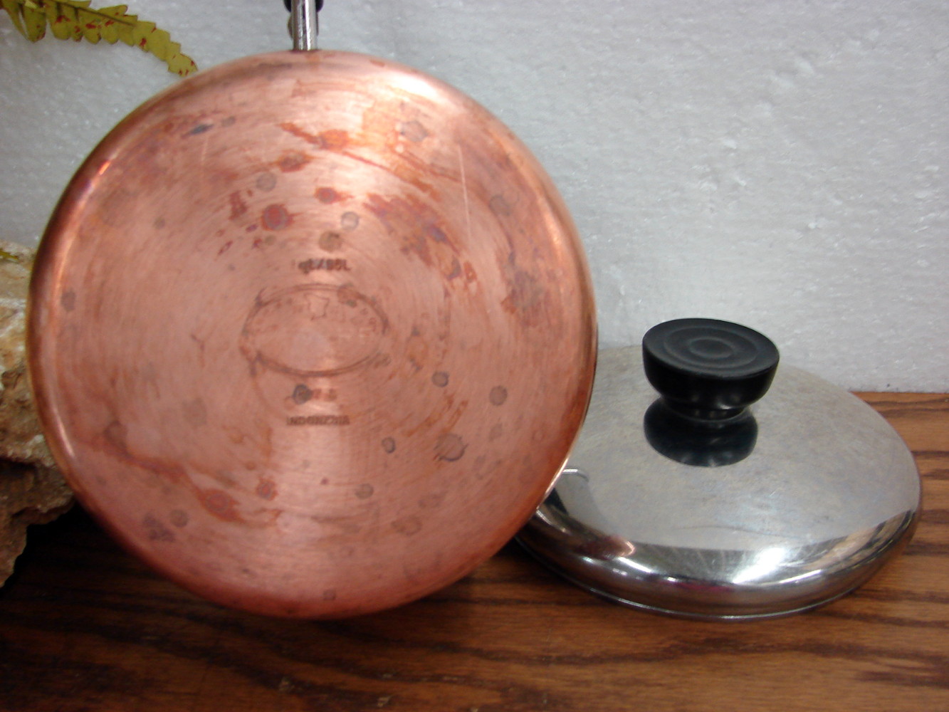 Vintage Copper Bottom Revere Ware 1 Quart Sauce Pan w/ Lid - Image 2