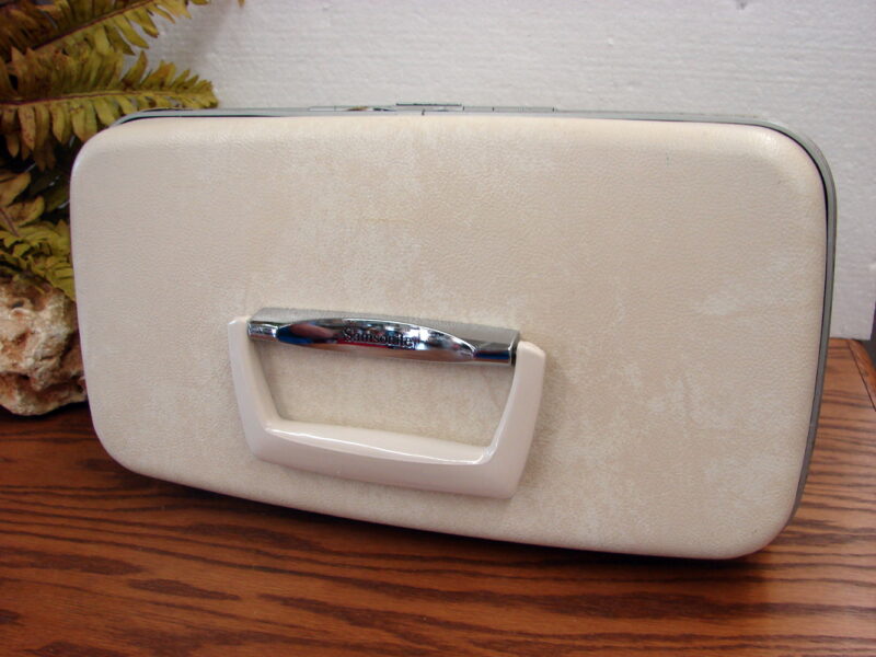 Vintage Samsonite White Cosmetic Make-up Carry-on Train Luggage Suitcase Case, Moose-R-Us.Com Antiques Collectibles Log Cabin Decor