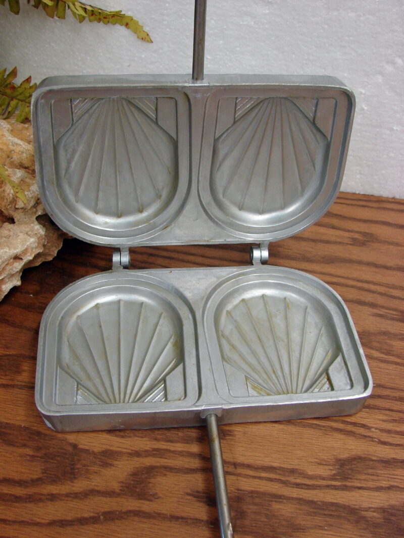 Vintage Sefama Double Shell Pizzelle Iron France Panini Waffle Maker Baker, Moose-R-Us.Com Log Cabin Decor