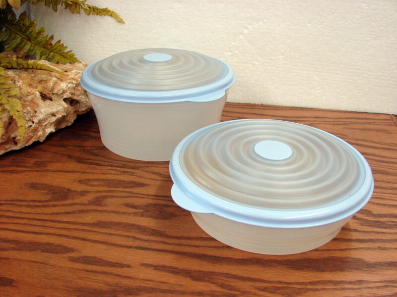 Tupperware Stuffable Bowl Periwinkle Lids 5315 and 5317 Set/2, Moose-R-Us.Com Log Cabin Decor
