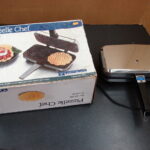 Vintage Electric Vitantonio Pizzelle Chef Baker Authentic Waffle Cookie Iron #300 as is