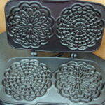 Vintage Electric Vitantonio Pizzelle Chef Baker Authentic Waffle Cookie Iron #300 as is - Image 3
