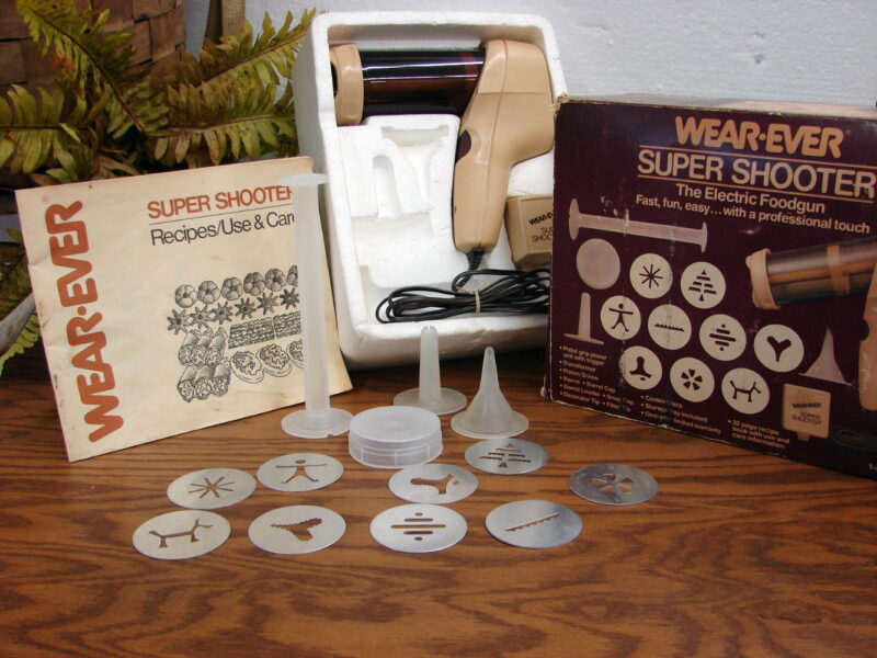 Vintage Complete Wear-Ever Super Shooter Electric Cookie Press Gun, Moose-R-Us.Com Log Cabin Decor