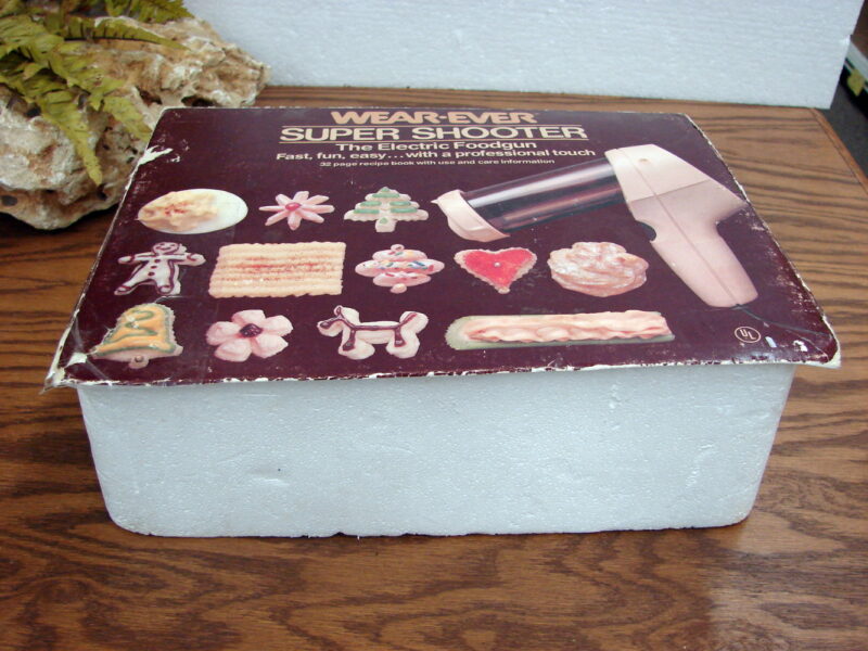 Vintage Complete Wear-Ever Super Shooter Electric Cookie Press Gun, Moose-R-Us.Com Log Cabin Decor
