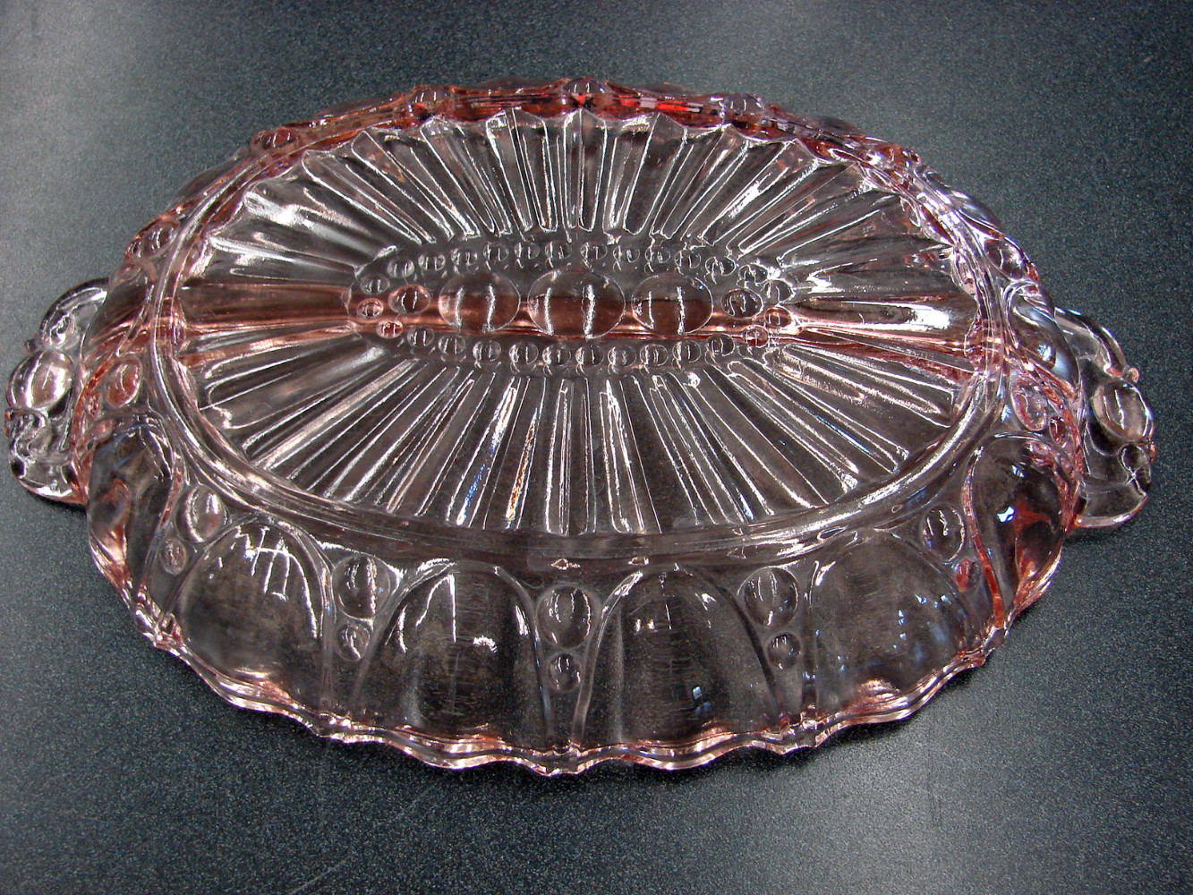 Vintage Anchor Hocking Oyster Pearl Oval Divided Dish Pink Peach - Image 2