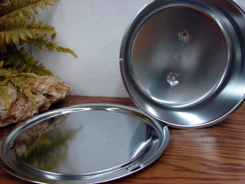 Vintage MCM Chrome Aluminum Everedy Angel Food Cake Carrier Twist Lock Lid, Moose-R-Us.Com Antiques Collectibles Log Cabin Decor