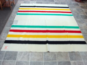 Vintage Hudson Bay Gold Harvest Wheat Stripe 4 point Wool Blanket 85 x 73, Moose-R-Us.Com Log Cabin Decor
