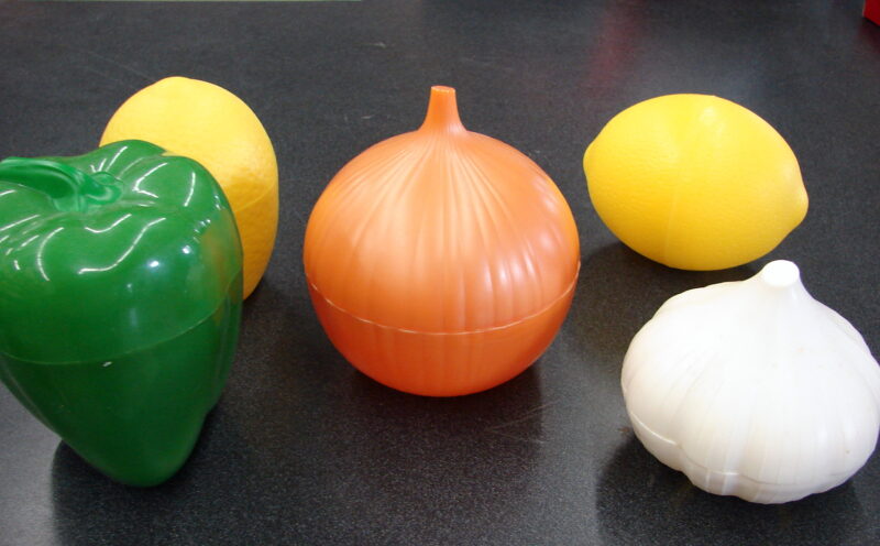 Vintage Hutzler Produce Keeper Saver Onion Pepper Lemon Set/4, Moose-R-Us.Com Antiques Collectibles Log Cabin Decor