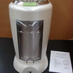 Margaritaville Key West Premium Frozen Concoction Maker DM1000 Margarita Blender - Image 4