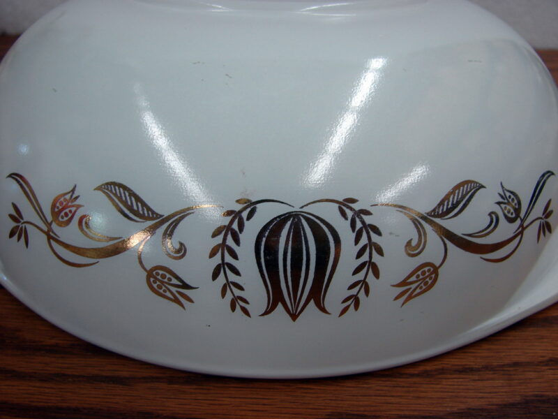 Vintage PYREX Gold Tulip 024 w/ 624 Lid White Golden Promotional, Moose-R-Us.Com Log Cabin Decor