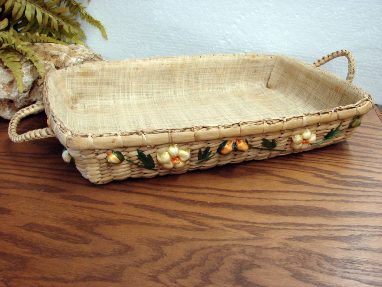 Large Boho Vintage Raffia Woven Straw Fruit Casserole Lasagna Dish Cover Yellow Flowers