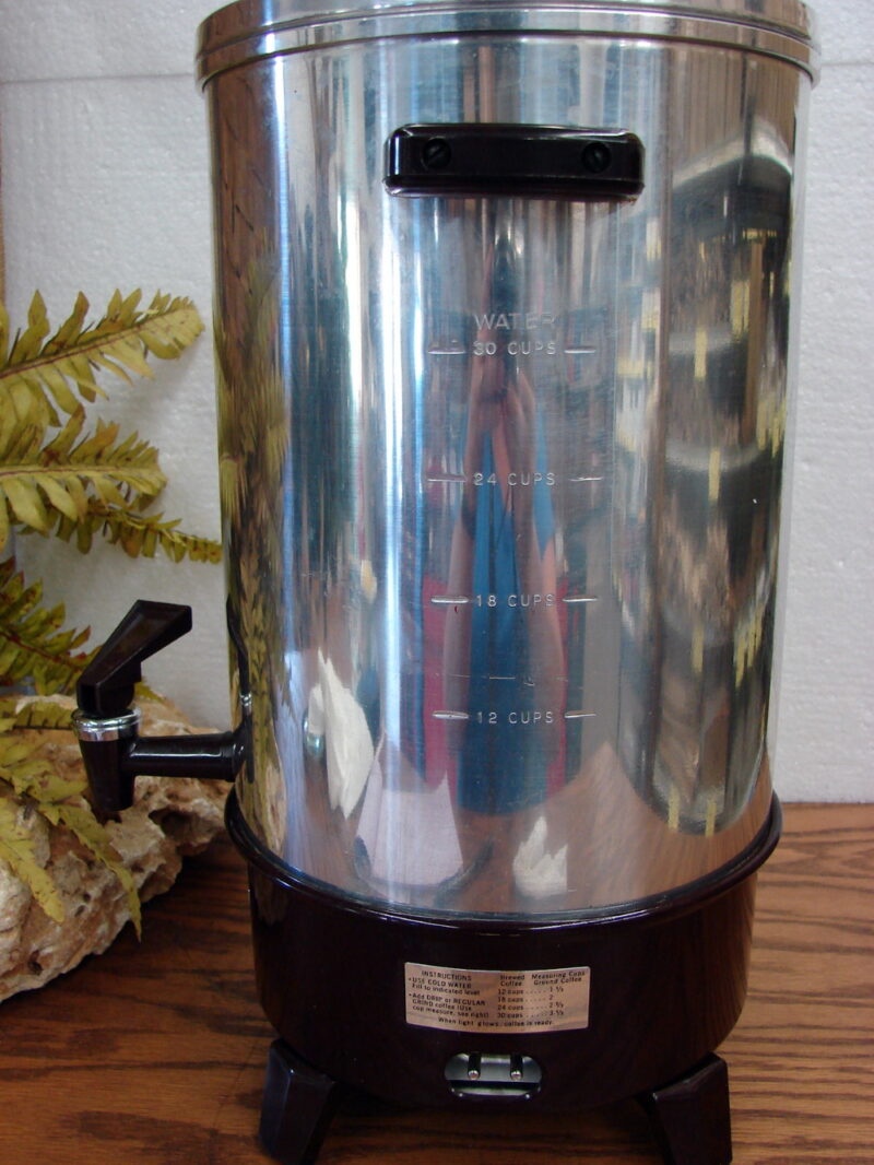 West Bend Continental 30 Cup Coffee Percolator #1204E Tested Working, Moose-R-Us.Com Log Cabin Decor