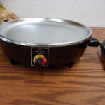 Vintage West Bend Lazy Day Slo-Cooker Slow Cooker Round Base with Cord Only