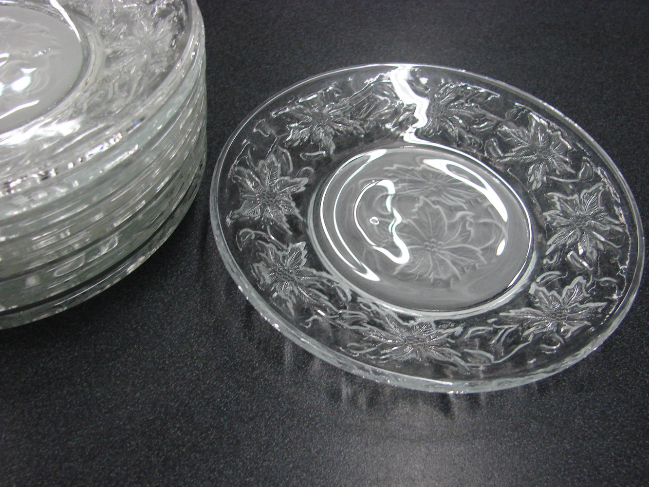 Set/9 Retired Princess House Fantasia Raised Relief Frosted Crystal Poinsettia 6" Plate