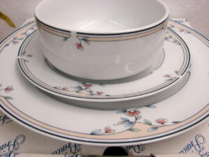 Princess House Porcelain Heritage Blossom Dinnerware 5 Pc Set Serving Pieces