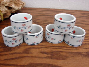 Retired Princess House Heritage Blossom #009 Porcelain Set/6 Napkin Rings