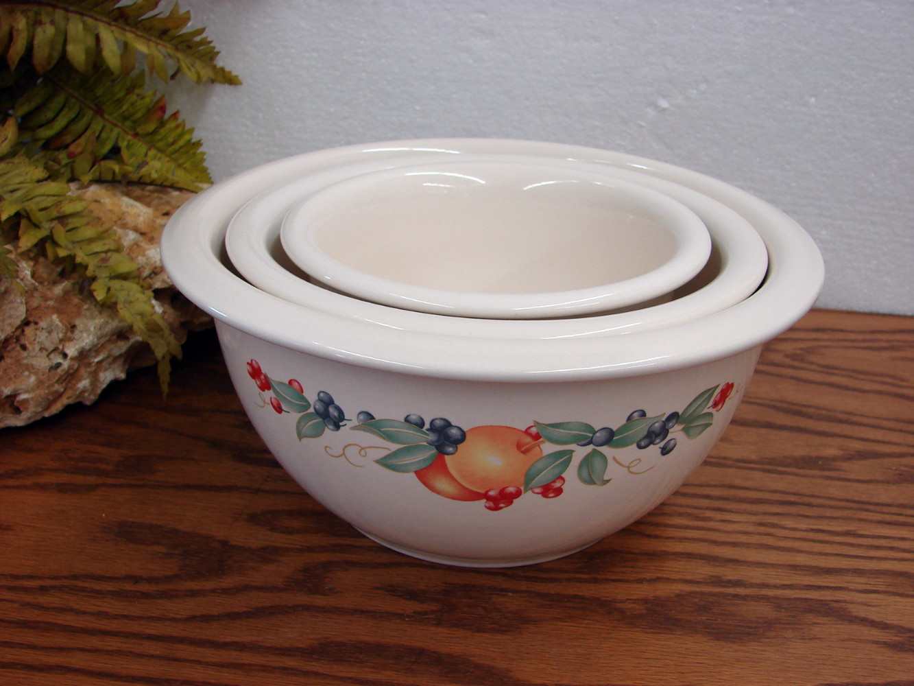 Set/3 Vintage Corning Ware Corelle Abundance Fruit Stoneware Nest of Mixing Bowls - Image 2